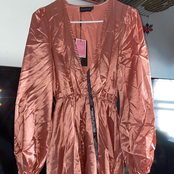 PrettyLittleThing Pink Ballon Sleeve Dress - Picture 3 of 5